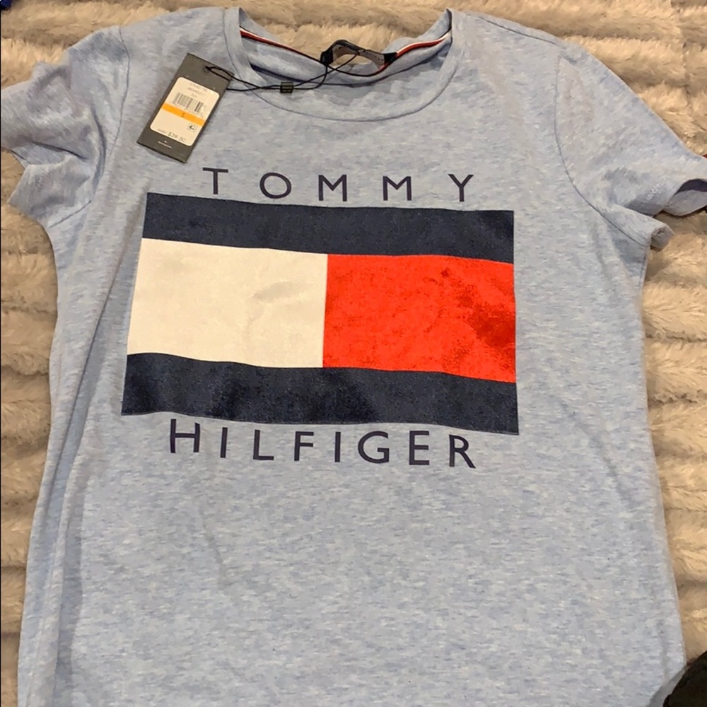 Tommy Hilfiger shirt. Brand new !!!